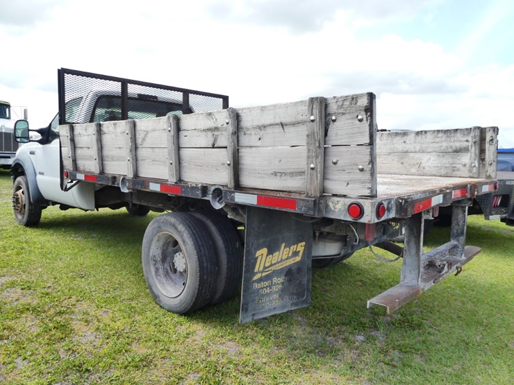 2007-ford-f550-image-4