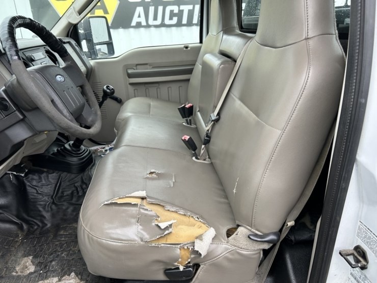 2008-ford-f450-xl-sd-image-17