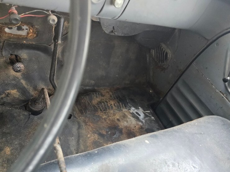 1958-chevrolet-apache-image-32