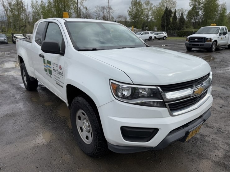 2016-chevrolet-colorado-image-2