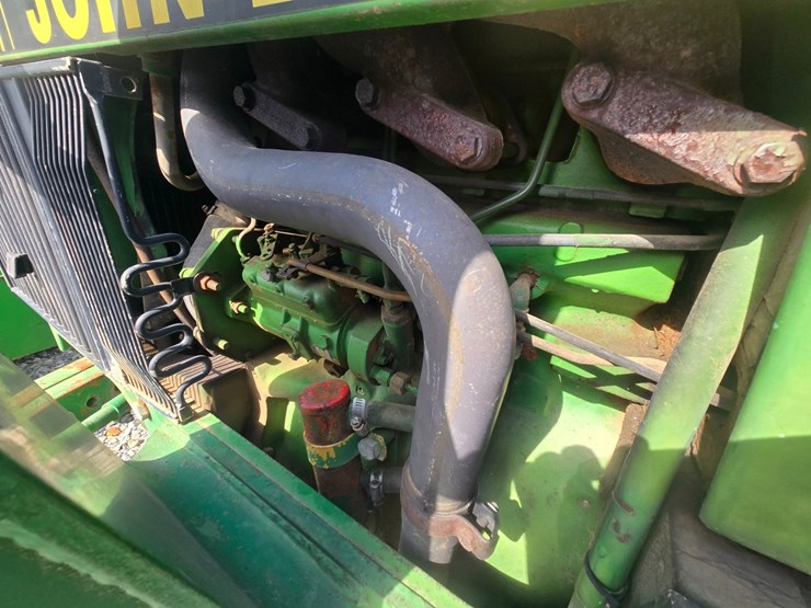 john-deere-2155-image-17