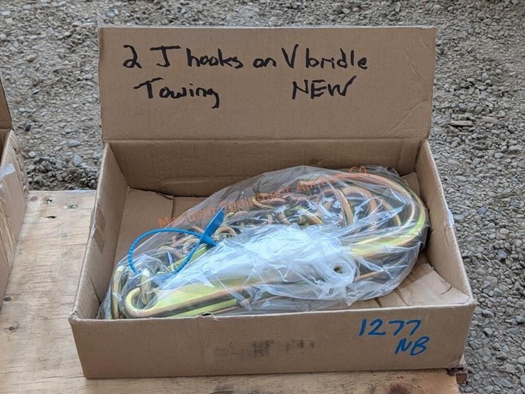 2--towing-j-hooks-on-v-bridle-image-1