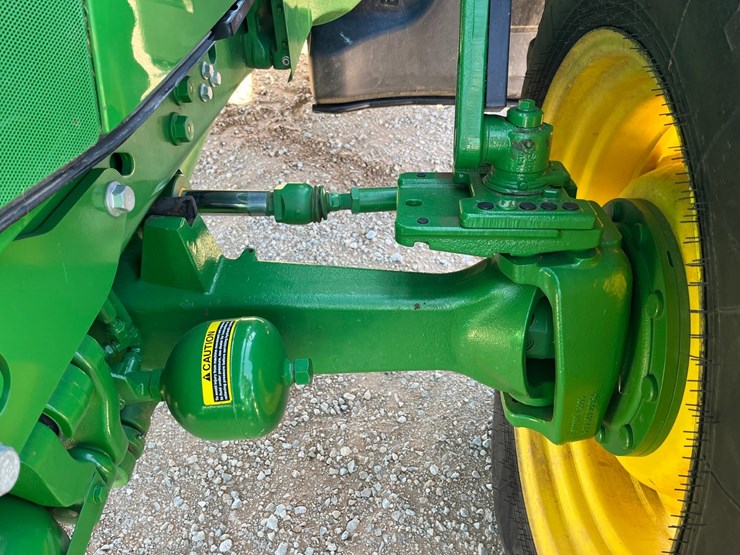 2015-john-deere-6145r-image-6