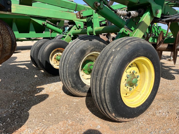 2000-john-deere-637-image-6