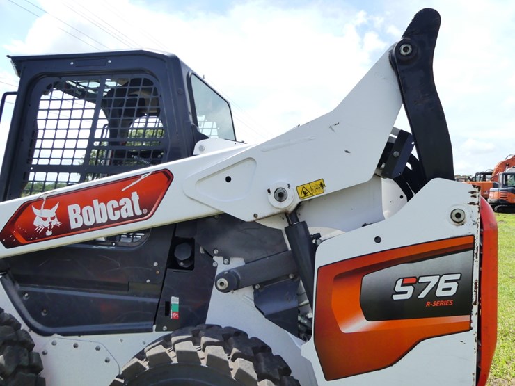 2022-bobcat-s76-image-8
