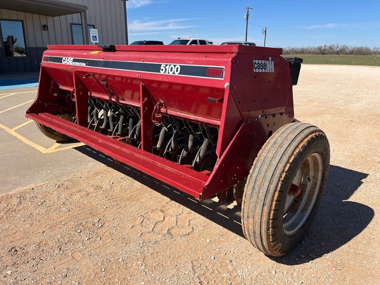 case-ih-5100-image-7