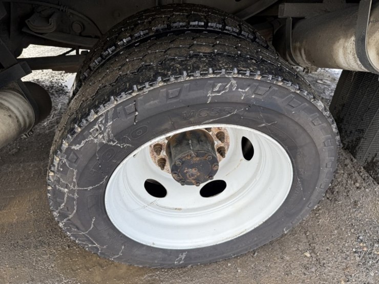 2013-ford-f550-sd-image-17