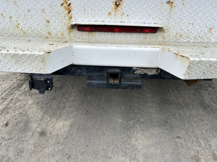 2015-chevrolet-silverado-3500-image-29