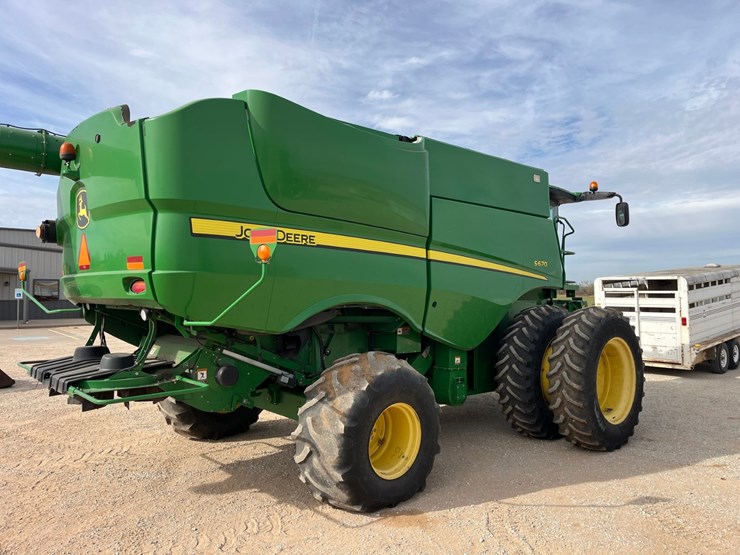 2013-john-deere-s670-image-15