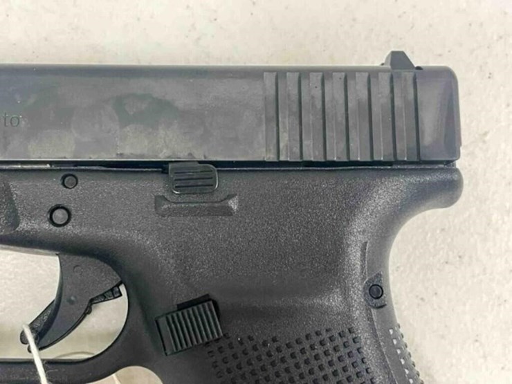 glock-pistol-image-5