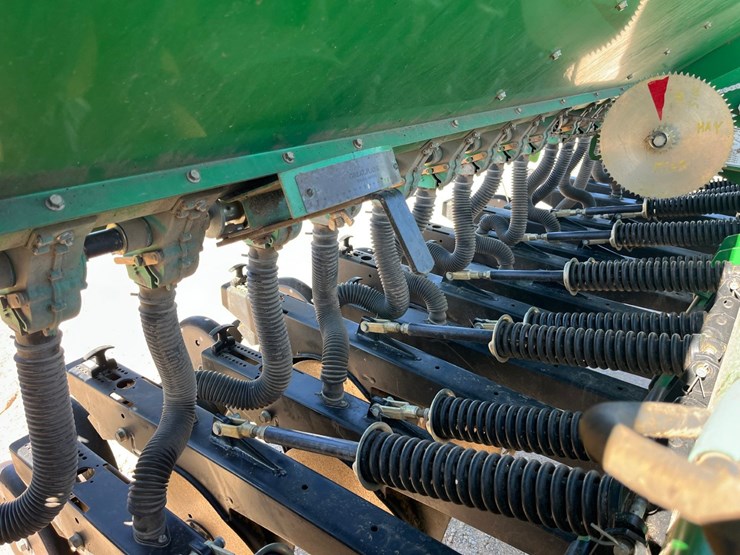 2004-great-plains-3s-3000-image-30