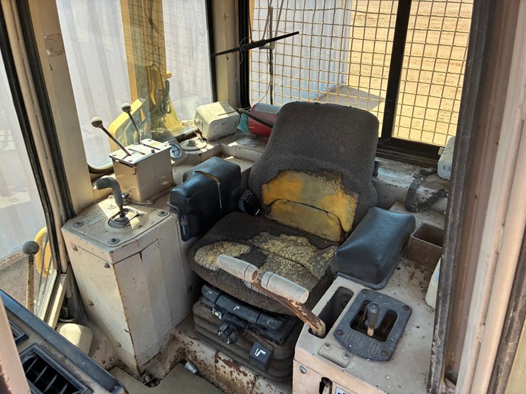 caterpillar-d5h-image-12