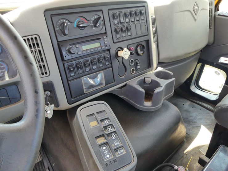 2011-international-13-image-12