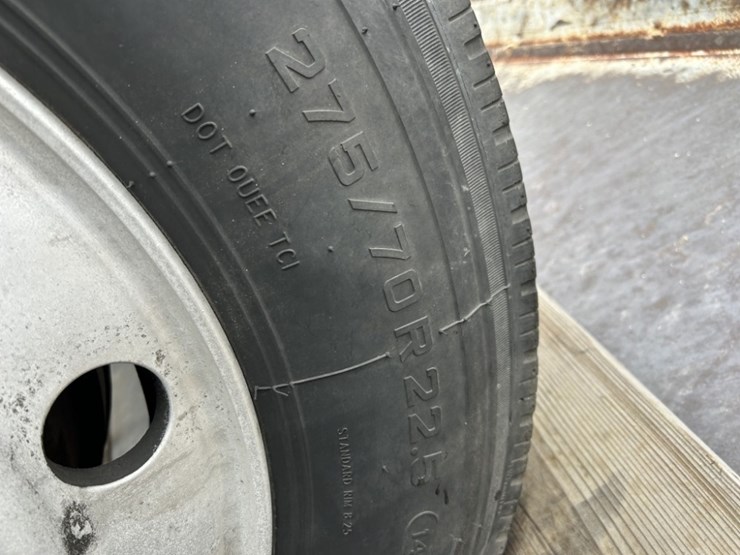 1994-peterbilt-377-image-42