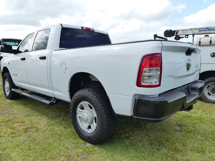 2019-ram-2500-hd-image-4