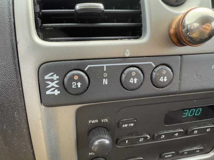 2012-chevrolet-colorado-image-26