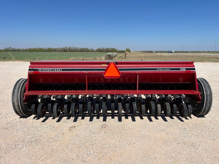 international-5100-image-10