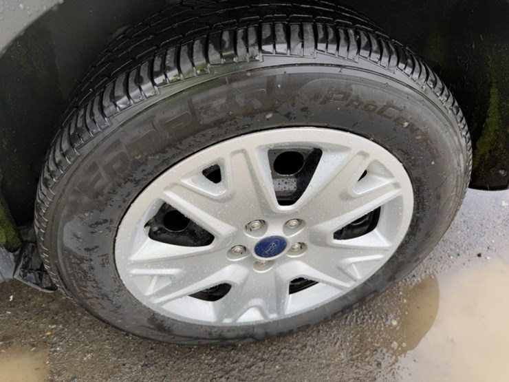 2016-ford-escape-image-17