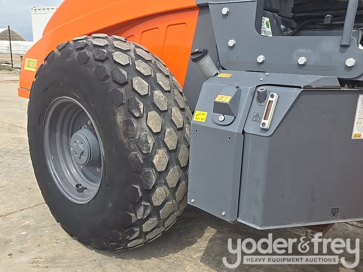 2019-hamm-h10i-image-17