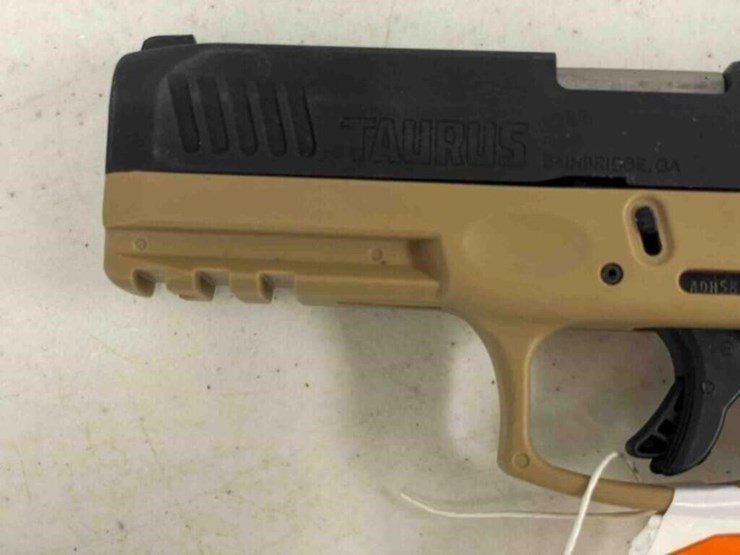 taurus-pistol-image-9
