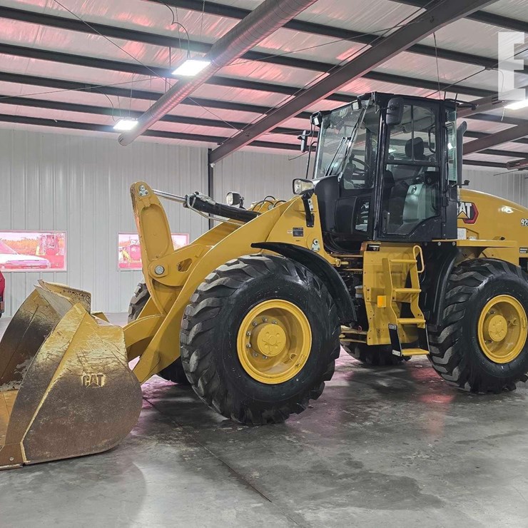 2022 CATERPILLAR 920