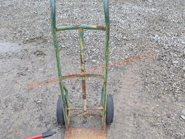 pallet-of-tools-image-4