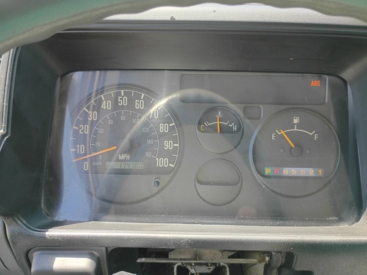 2000-gmc-w3500-image-53