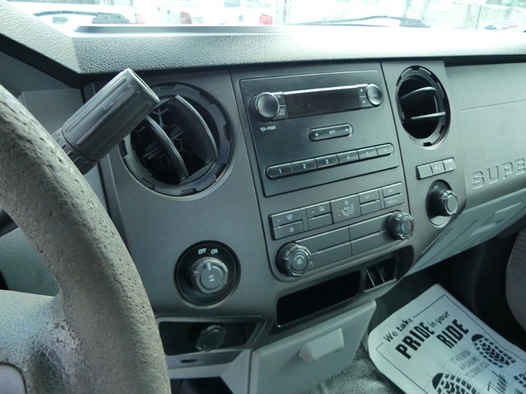 2016-ford-f250-xl-image-12