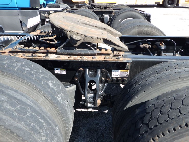 2020-kenworth-t680-image-18