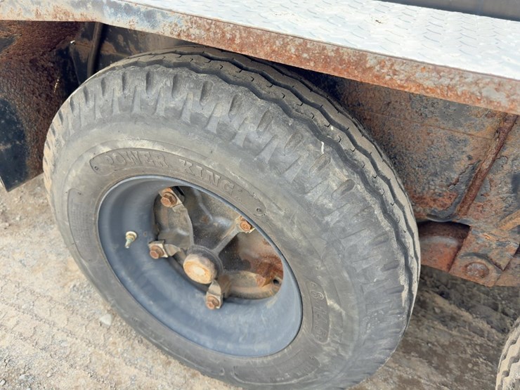 1998-custom-trailer-image-12