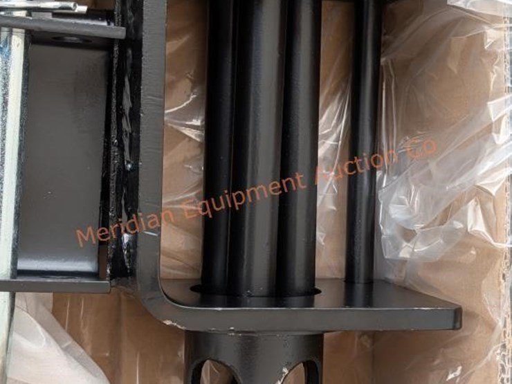 4--stake-pocket-winches-image-3