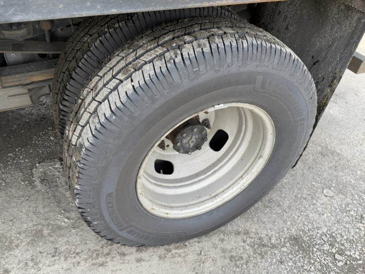 2012-ford-f350-sd-image-17