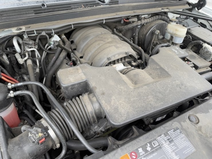 2019-chevrolet-tahoe-image-11