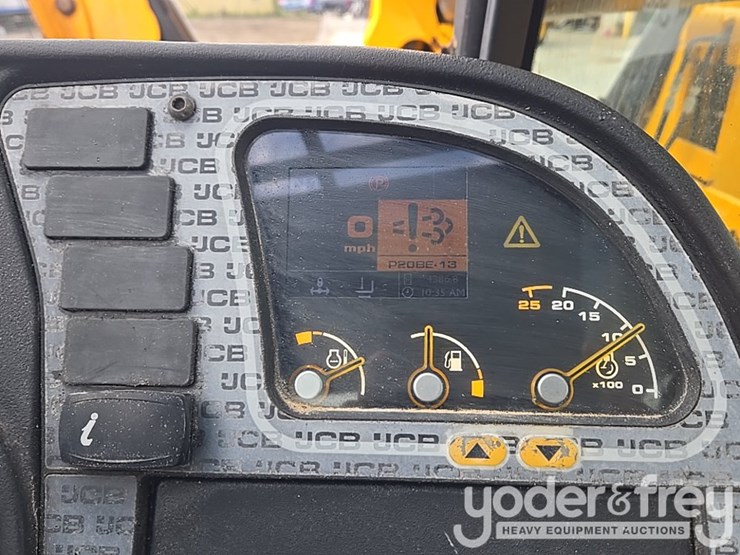 2017-jcb-510-56-image-98