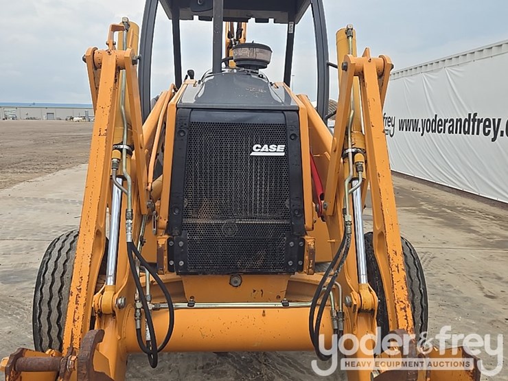 2004-case-580m-image-31
