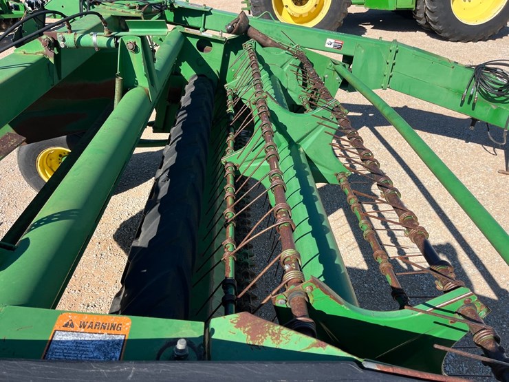 1999-john-deere-820-image-4