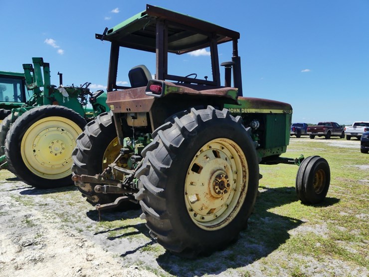 john-deere-4055-image-3