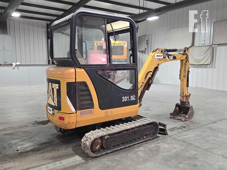 2008-caterpillar-301.8c-image-3