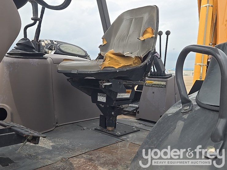 2004-case-580m-image-72