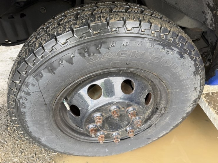 2008-ford-e450-image-16