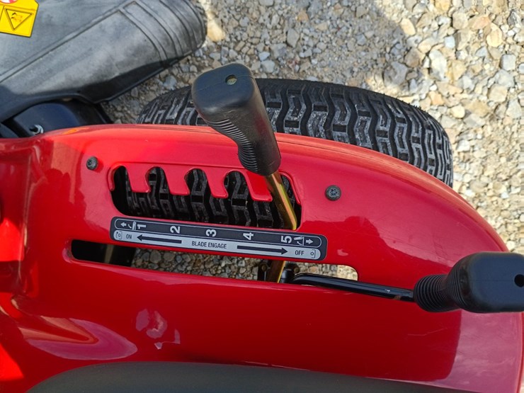 troy-bilt-bronco-image-24