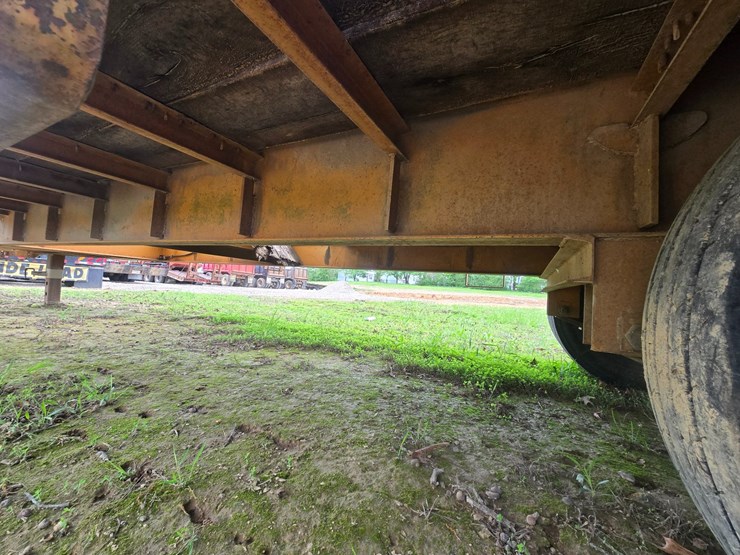 1996-custom-flatbed-image-40