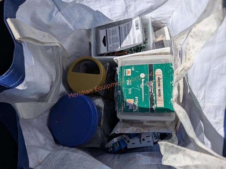 outdoor-storage-chest-w/-items---see-below-image-7