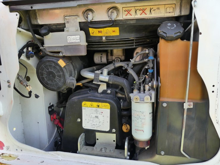 2022-bobcat-s76-image-9