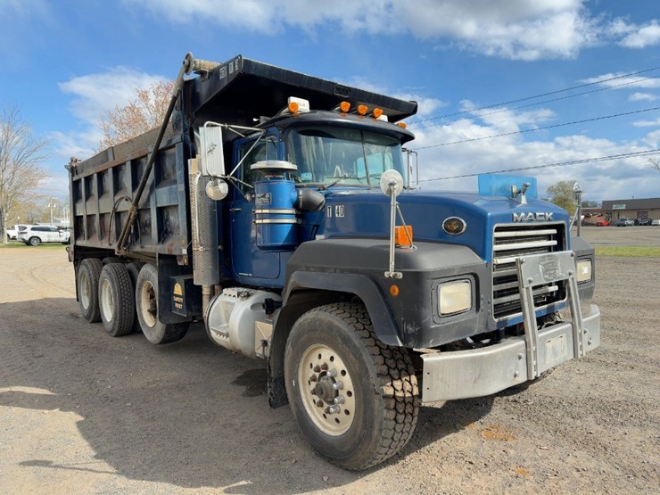 2000-mack-rd688s-image-7