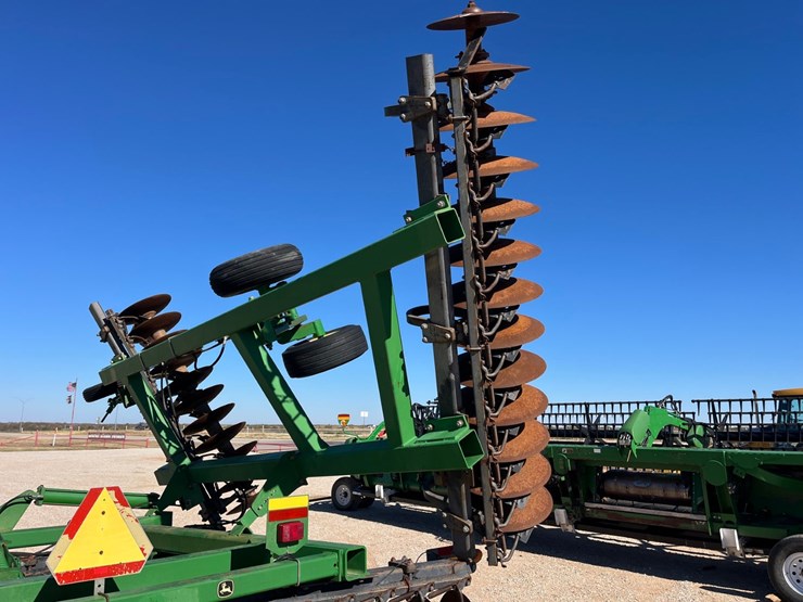 2004-john-deere-637-image-11