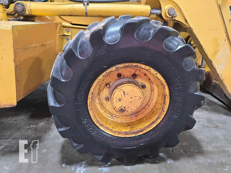 2005-deere-410g-image-31