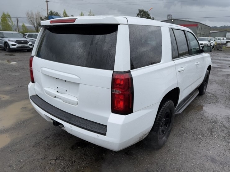 2019-chevrolet-tahoe-image-4