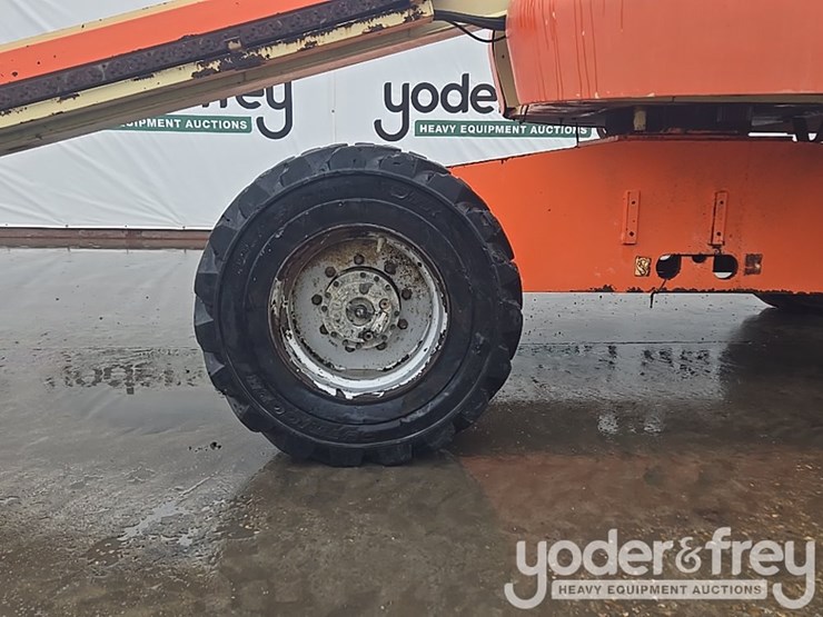 2008-jlg-400s-image-15