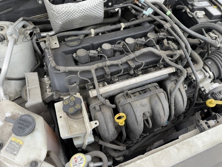 2009-ford-focus-sedan-image-11